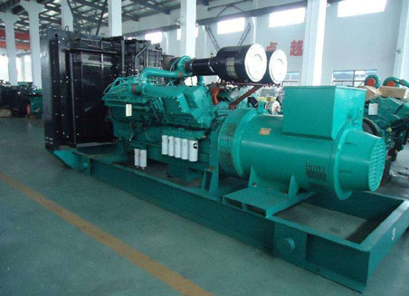 临泉800kw康明斯柴油发电机组